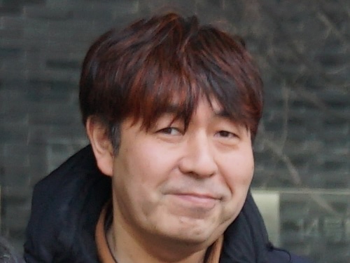 平＃